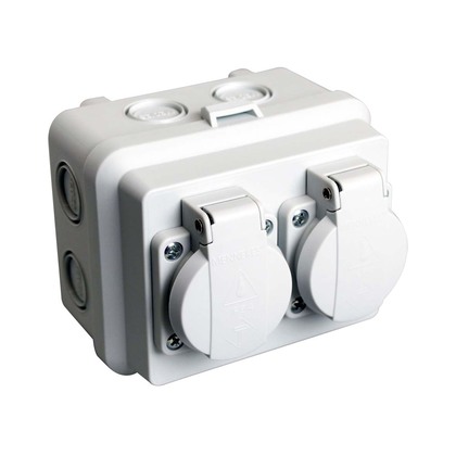 Junction box with mounting plate for cable trays and Schuko-outlet duplex IP54